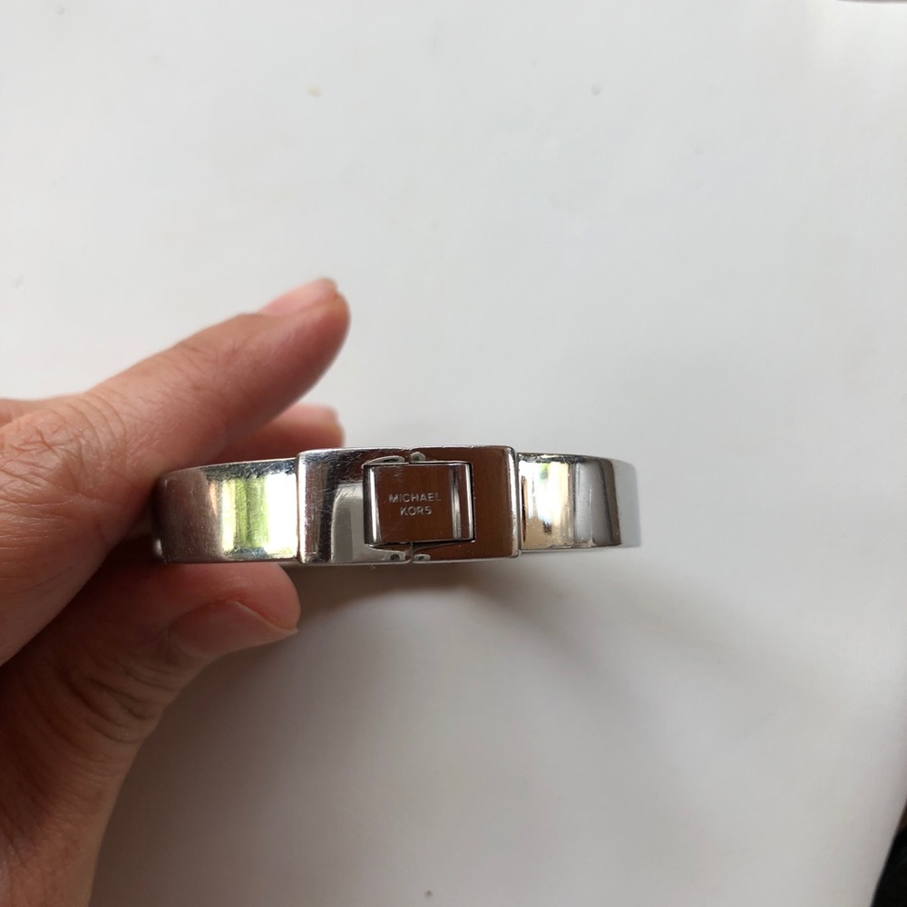 MICHAEL KORS BRACELET